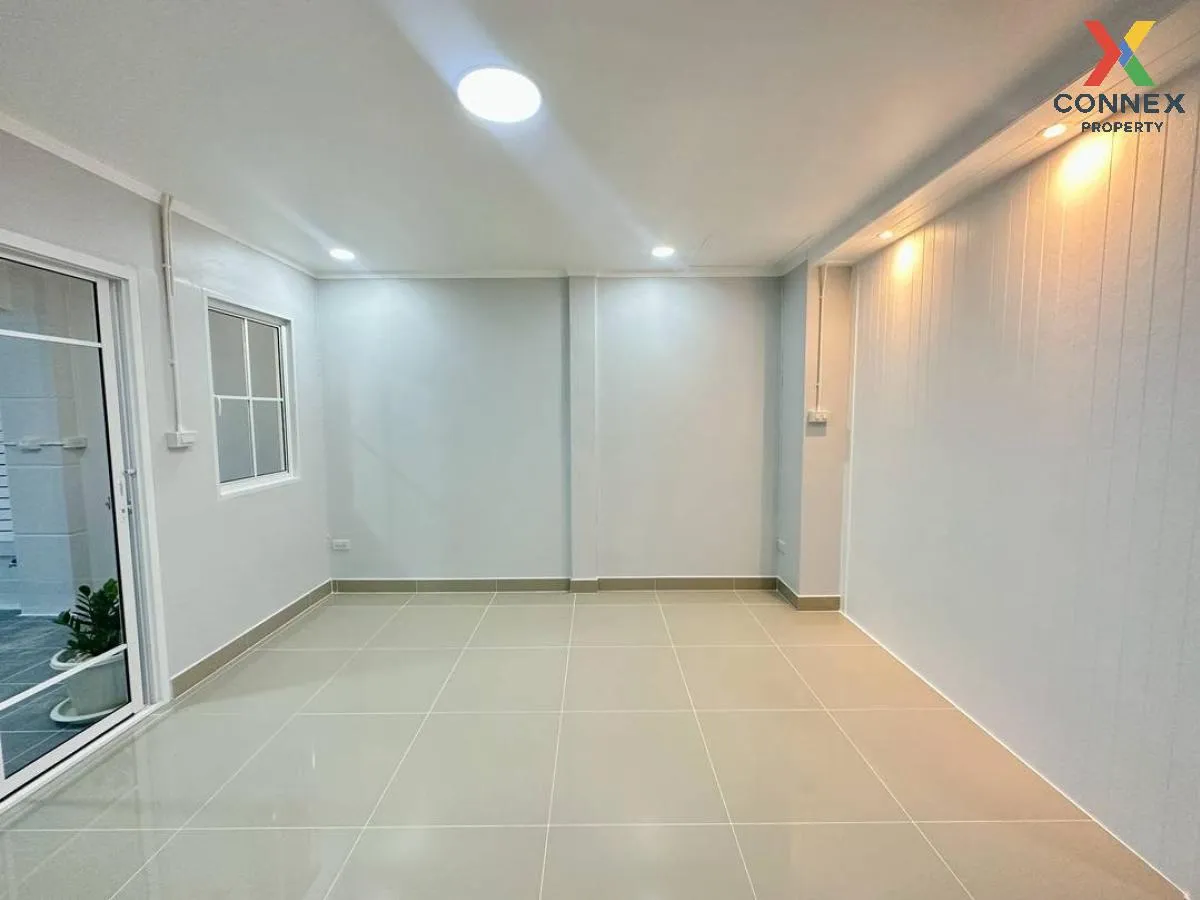 For Sale Townhouse/Townhome  , Baan Lumbini Bang Bua Thong , MRT- For Sale Townhouse/Townhome  , Baan Lumbini Bang Bua Thong , MRT-
