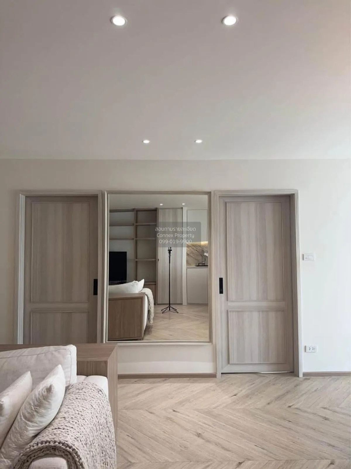 For Sale Condo , Rin House condo , corner unit , newly renovated 