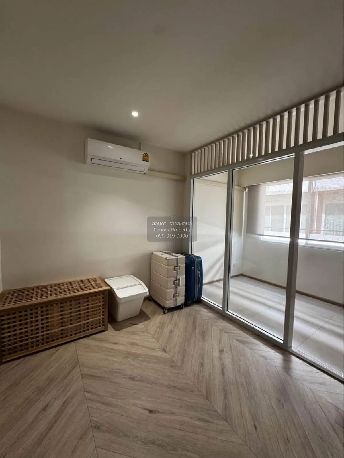 For Sale Condo , Rin House condo , corner unit , newly renovated 