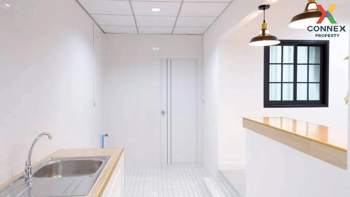 For Sale Townhouse/Townhome  , Baan Klong Luang Muang Mai , Khlon