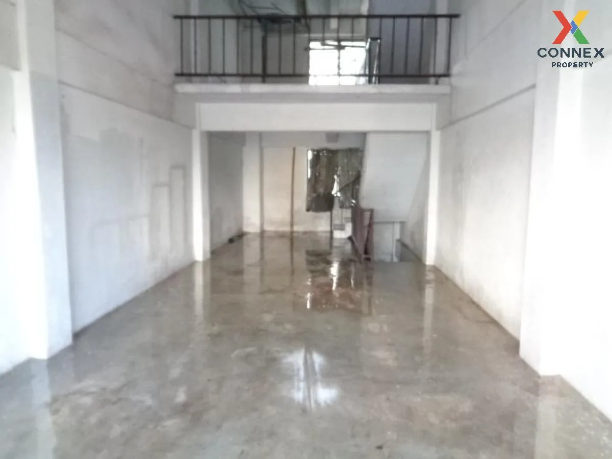 ขายอาคารพาณิชย์ 4 ชั้น 300 ตารางเมตร คลองอุดมชลจร เมืองฉะเชิงเทรา 2