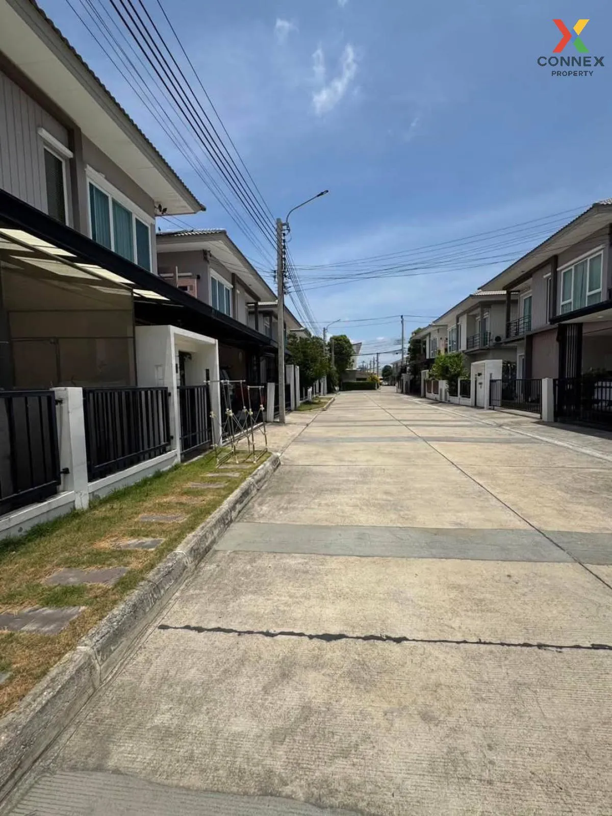 For Sale House , Q District Suksawat 76 , wide frontage , Bang Ch For Sale House , Q District Suksawat 76 , wide frontage , Bang Ch 2