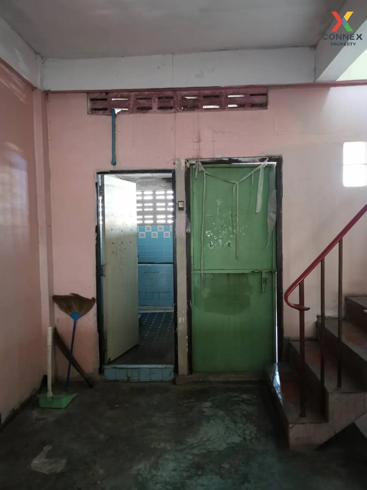 For Rent Commercial building 16 sq m. Soi Suk Sawat 54 , Rat Bura