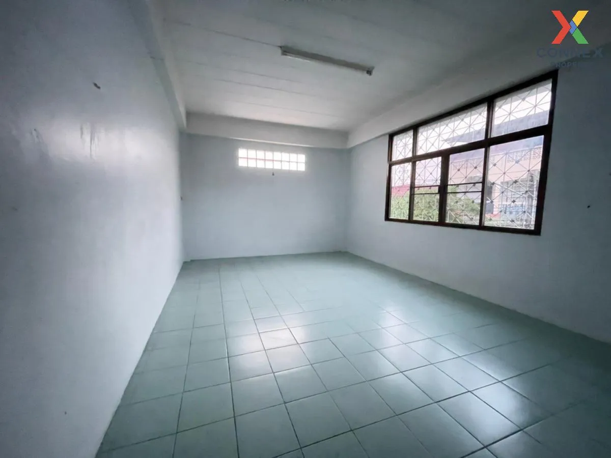 ขายบ้านพร้อมกิจการ พื้นที่ 80 ตารางวา เมืองชลบุรี ชลบุรี บ้านสวน  ขายบ้านพร้อมกิจการ พื้นที่ 80 ตารางวา เมืองชลบุรี ชลบุรี บ้านสวน