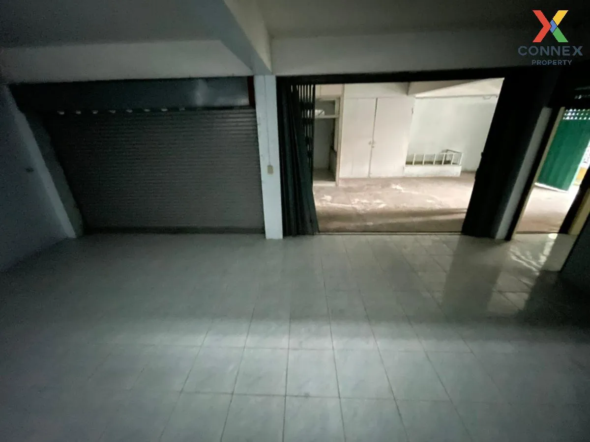 ขายบ้านพร้อมกิจการ พื้นที่ 80 ตารางวา เมืองชลบุรี ชลบุรี บ้านสวน  ขายบ้านพร้อมกิจการ พื้นที่ 80 ตารางวา เมืองชลบุรี ชลบุรี บ้านสวน