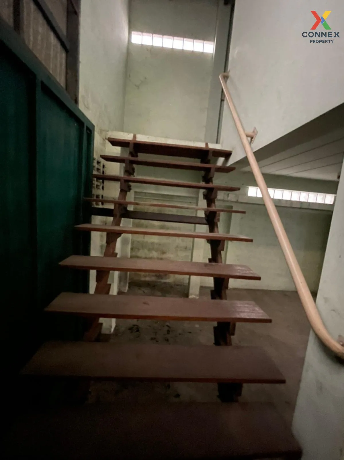 ขายบ้านพร้อมกิจการ พื้นที่ 80 ตารางวา เมืองชลบุรี ชลบุรี บ้านสวน  ขายบ้านพร้อมกิจการ พื้นที่ 80 ตารางวา เมืองชลบุรี ชลบุรี บ้านสวน