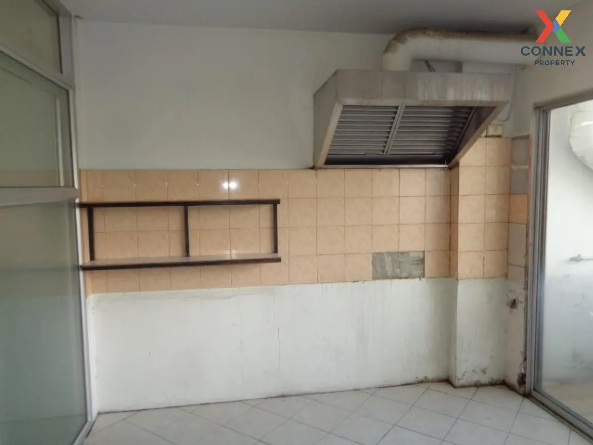 For Sale Condo , Golden Pattaya Condominium , Na Kluea , Bang Lam