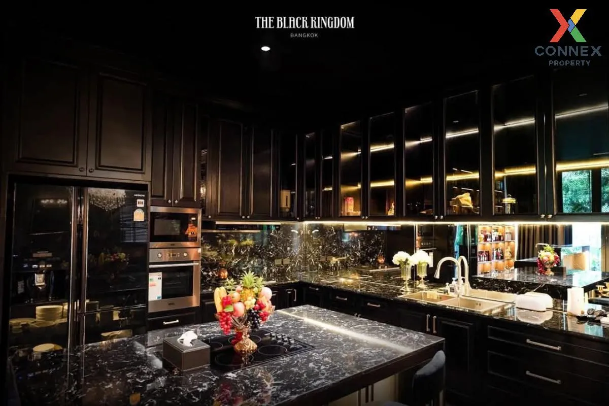 ขายขายบ้านเดี่ยวพร้อมที่ดิน The Black Kingdom Pool Villa  หรูใจกล