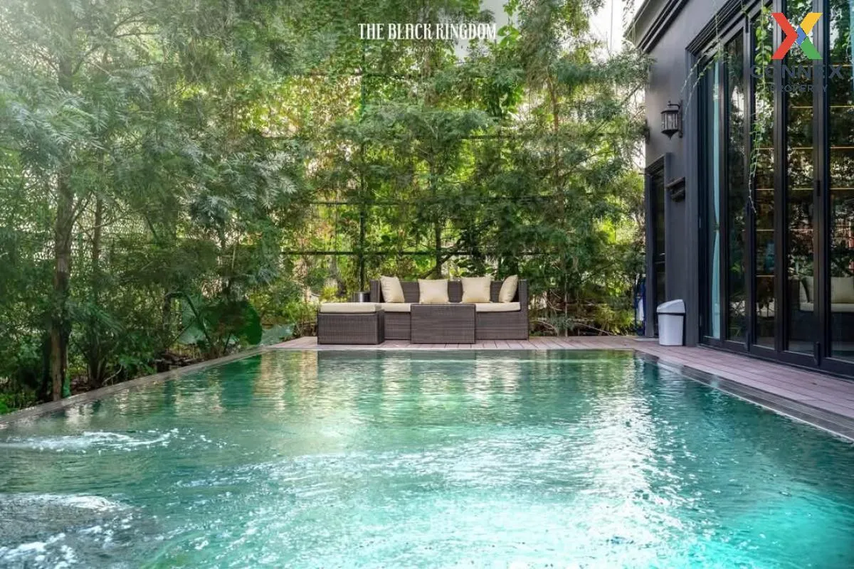 ขายขายบ้านเดี่ยวพร้อมที่ดิน The Black Kingdom Pool Villa  หรูใจกล