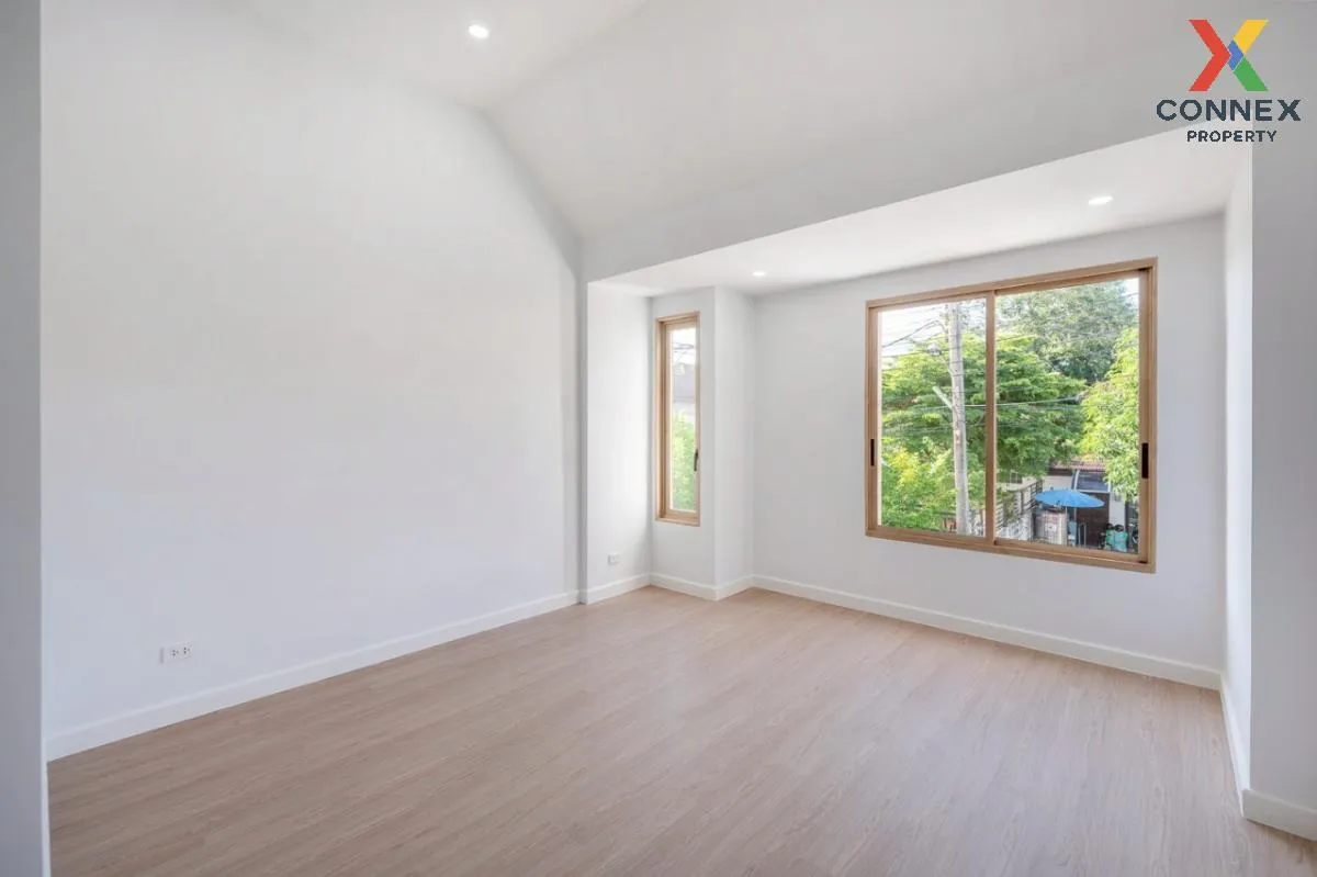 ขายทาวน์เฮ้าส์/ทาวน์โฮม  มณียา รีโนเวทใหม่ MRT-วัชรพล คลองกุ่ม เข ขายทาวน์เฮ้าส์/ทาวน์โฮม  มณียา รีโนเวทใหม่ MRT-วัชรพล คลองกุ่ม เข