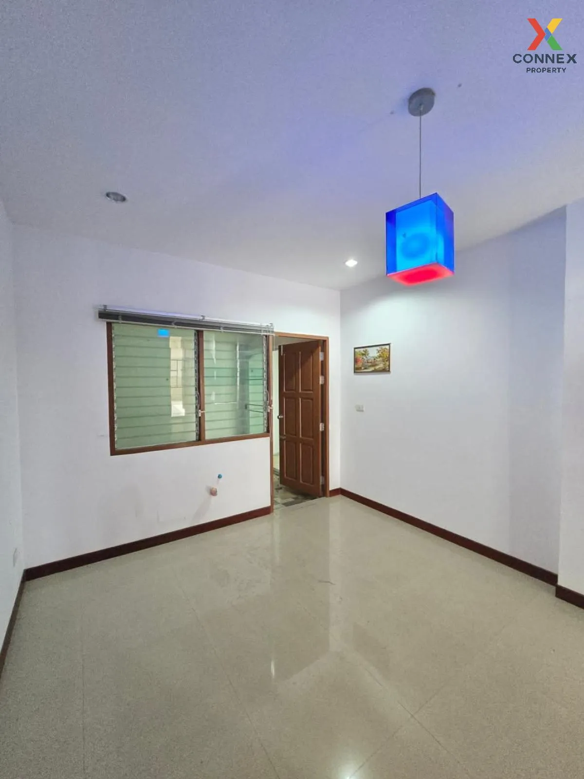 For Sale House , Somboonthrap Nongmon , wide frontage , Saen Suk  For Sale House , Somboonthrap Nongmon , wide frontage , Saen Suk