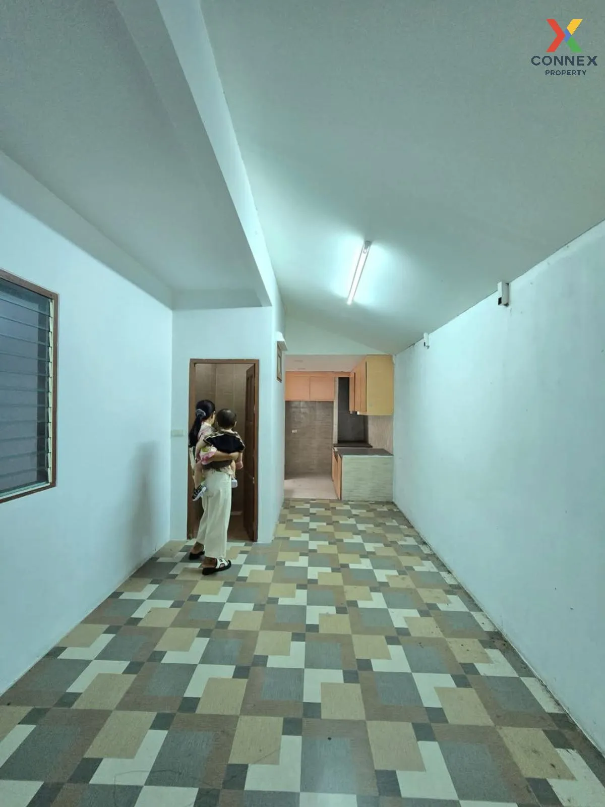 For Sale House , Somboonthrap Nongmon , wide frontage , Saen Suk  For Sale House , Somboonthrap Nongmon , wide frontage , Saen Suk