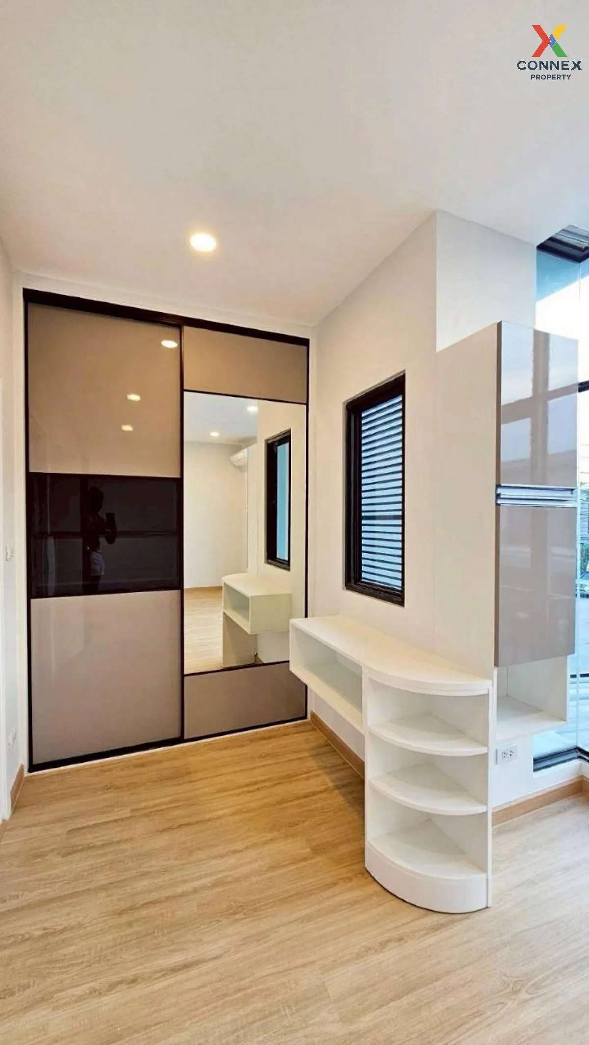 ขายทาวน์เฮ้าส์/ทาวน์โฮม  พฤกษาวิลล์ เลียบคลองทวีวัฒนา ห้องมุม รีโ