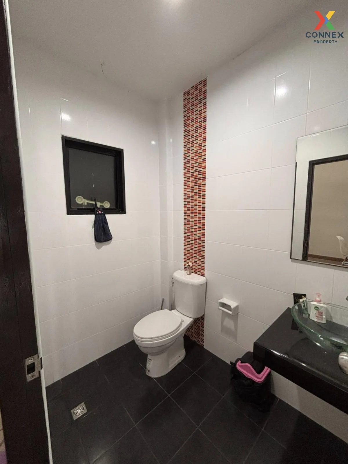 ขายทาวน์เฮ้าส์/ทาวน์โฮม  อรินสิริ คันทรี ฮิลล์ ห้วยกะปิ เมืองชลบุ