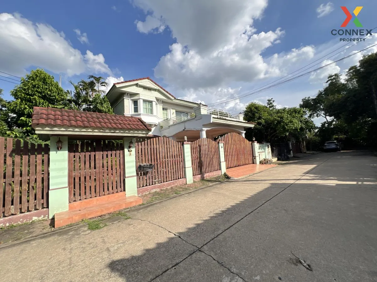 For Sale House , Parichat Village 345 , Bang Khu Wat , Mueang Pat 2