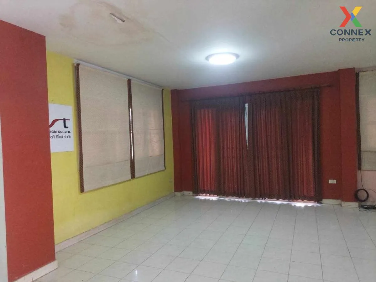 ขายบ้าน  โรยัล ปาร์ค วิลล์ สุวินทวงศ์ ลำผักชี เขต หนองจอก กรุงเทพ 3