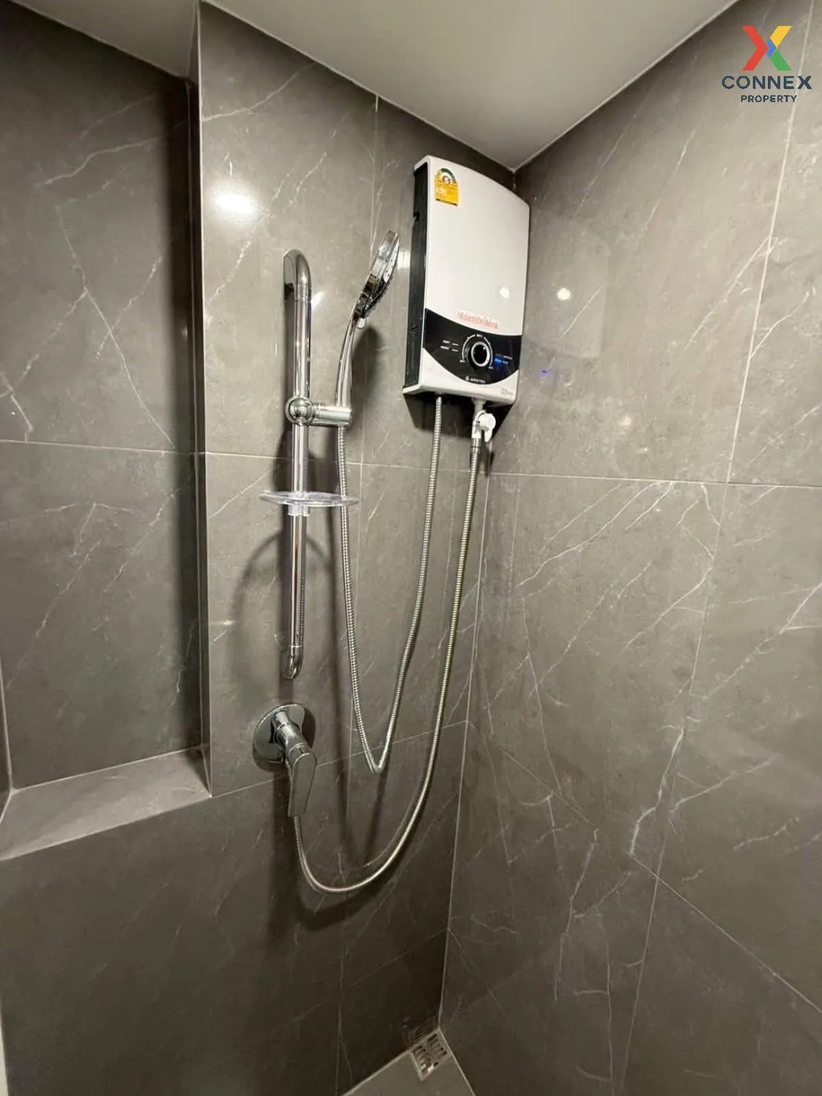 เช่าคอนโด  ออริจิ้น ปลั๊ก แอนด์ เพลย์ รามคำแหง ทริปเปิ้ล สเตชั่น 