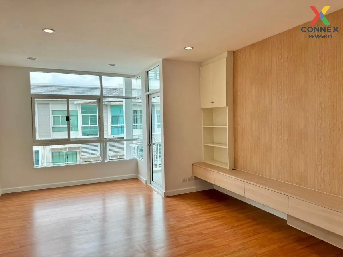 ขายทาวน์เฮ้าส์/ทาวน์โฮม  เดอะ เมทโทร พระราม 9 รีโนเวทใหม่ ประเวศ 