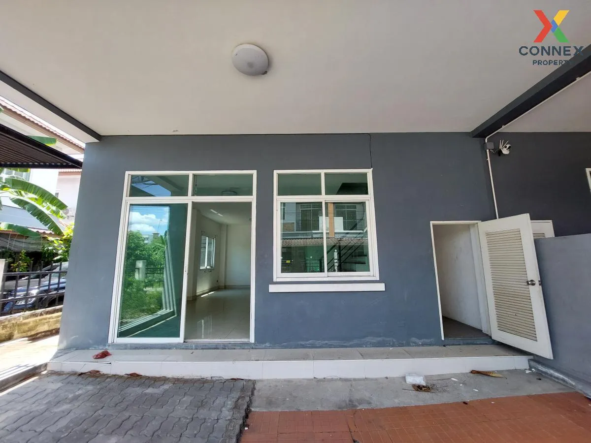 ขายทาวน์เฮ้าส์/ทาวน์โฮม  ทรัพย์รุ่งเรือง ซิตี้ 2 บ้านเก่า พานทอง 