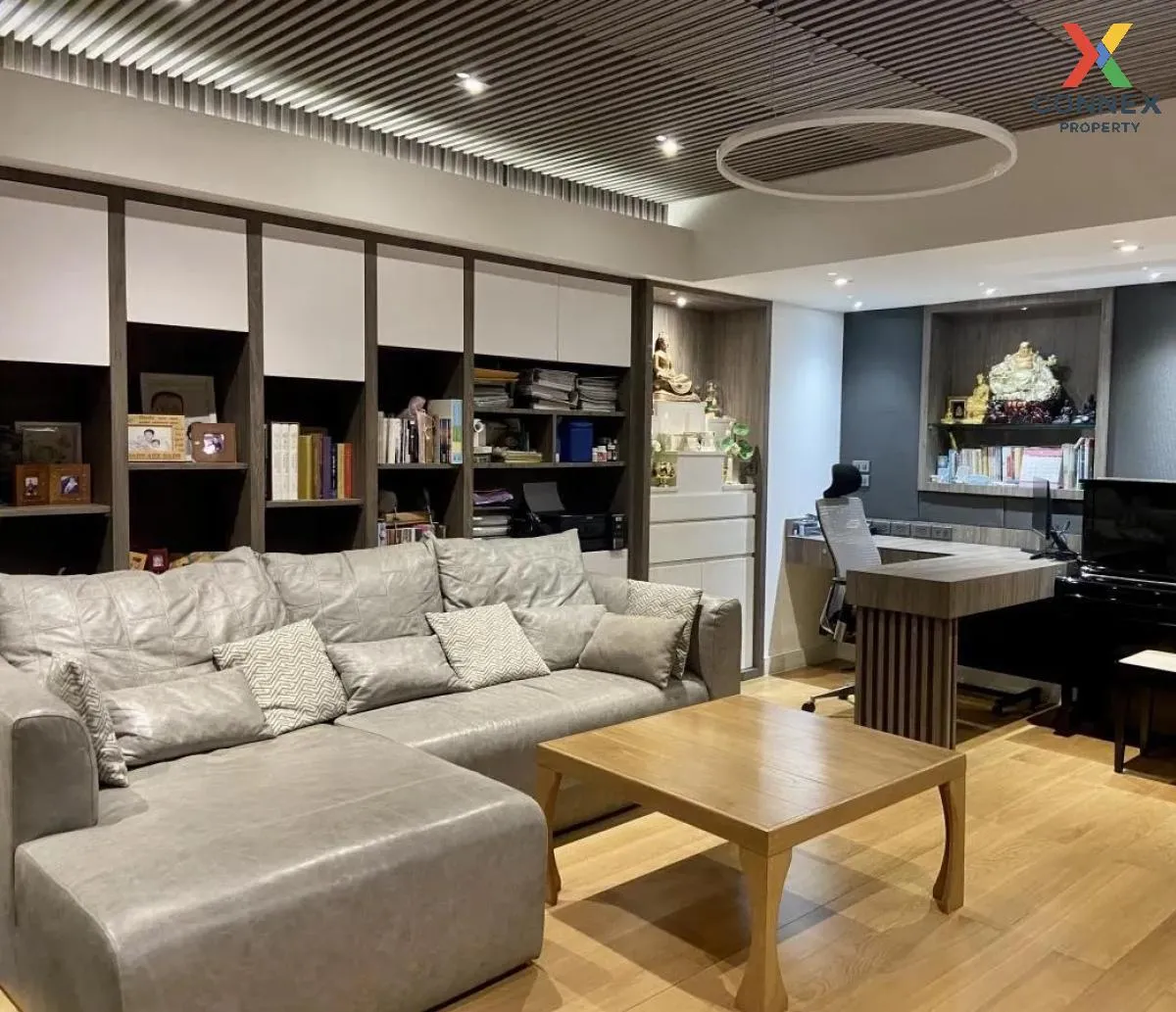 For Rent Condo , Royal Castle , corner unit , newly renovated , B 1