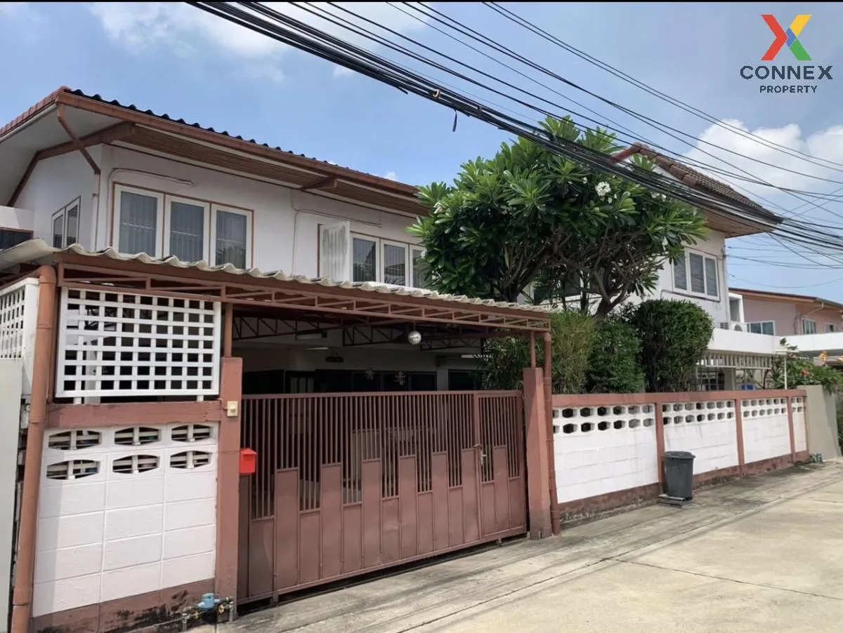 For Sale House , Akhane Niwet , Wong Sawang , Bang Su , Bangkok , 3