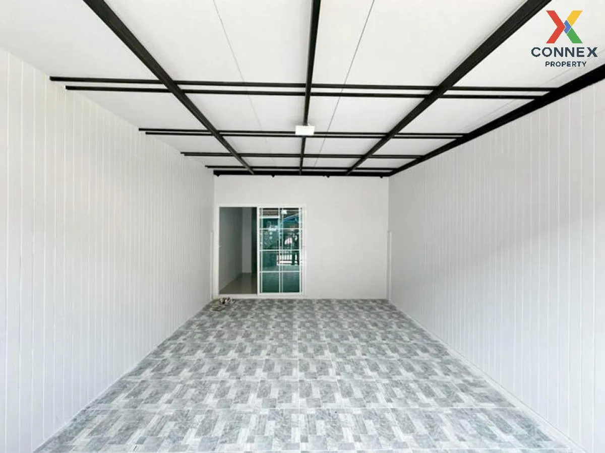 ขายทาวน์เฮ้าส์/ทาวน์โฮม  เพชรไพลิน พระยาสุเรนทร์ 35 บางชัน เขต คล 2