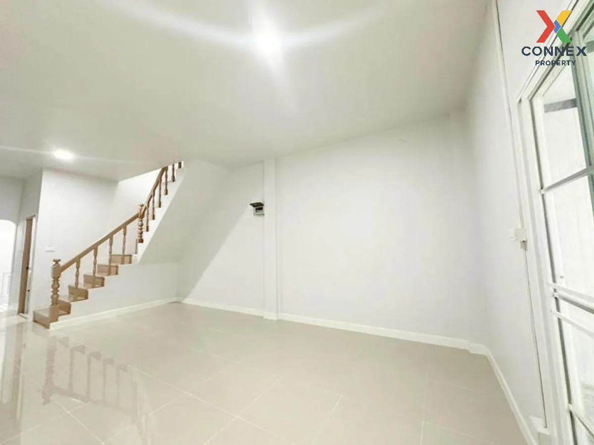 ขายทาวน์เฮ้าส์/ทาวน์โฮม  เพชรไพลิน พระยาสุเรนทร์ 35 บางชัน เขต คล