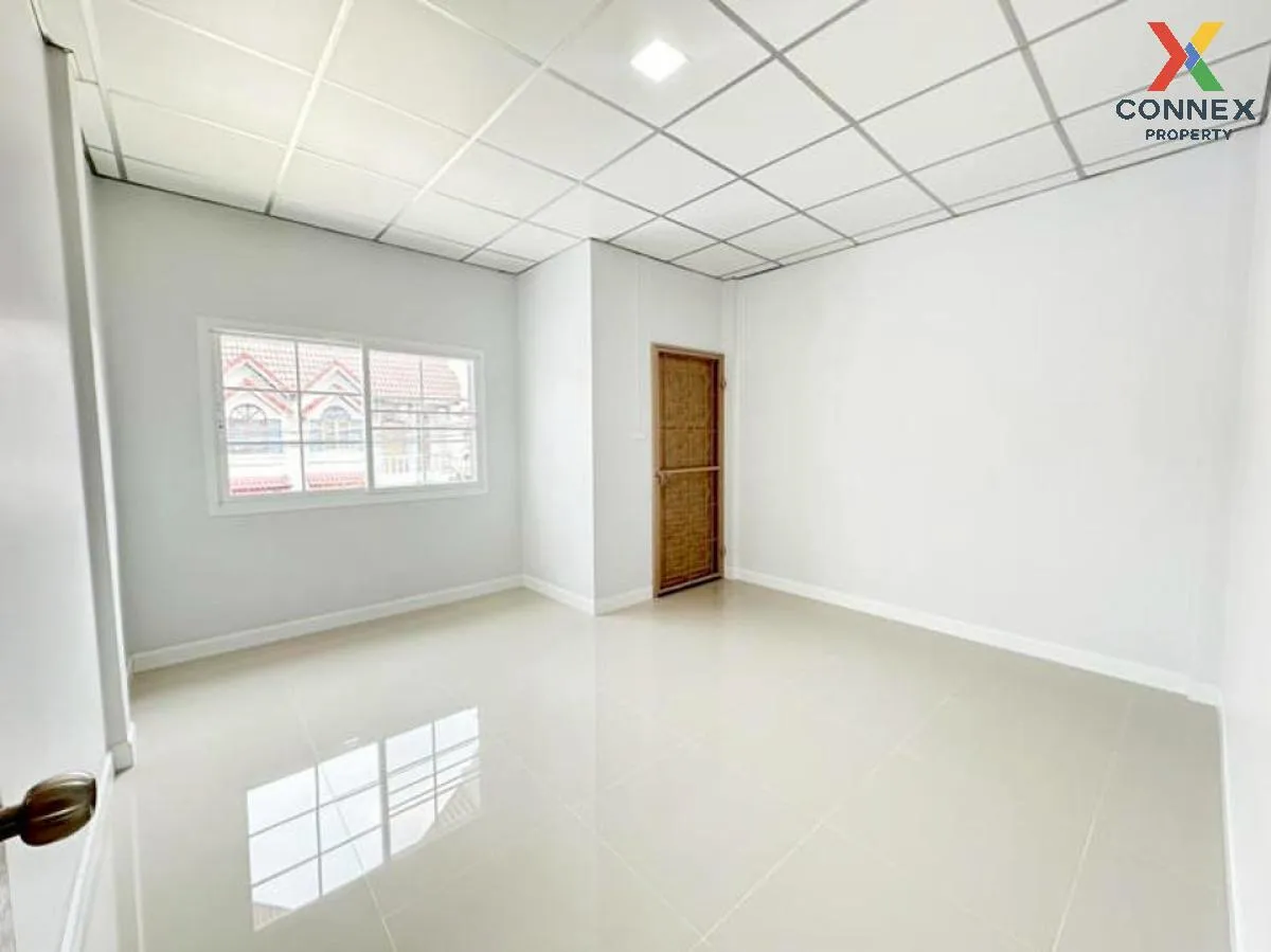 ขายทาวน์เฮ้าส์/ทาวน์โฮม  เพชรไพลิน พระยาสุเรนทร์ 35 บางชัน เขต คล