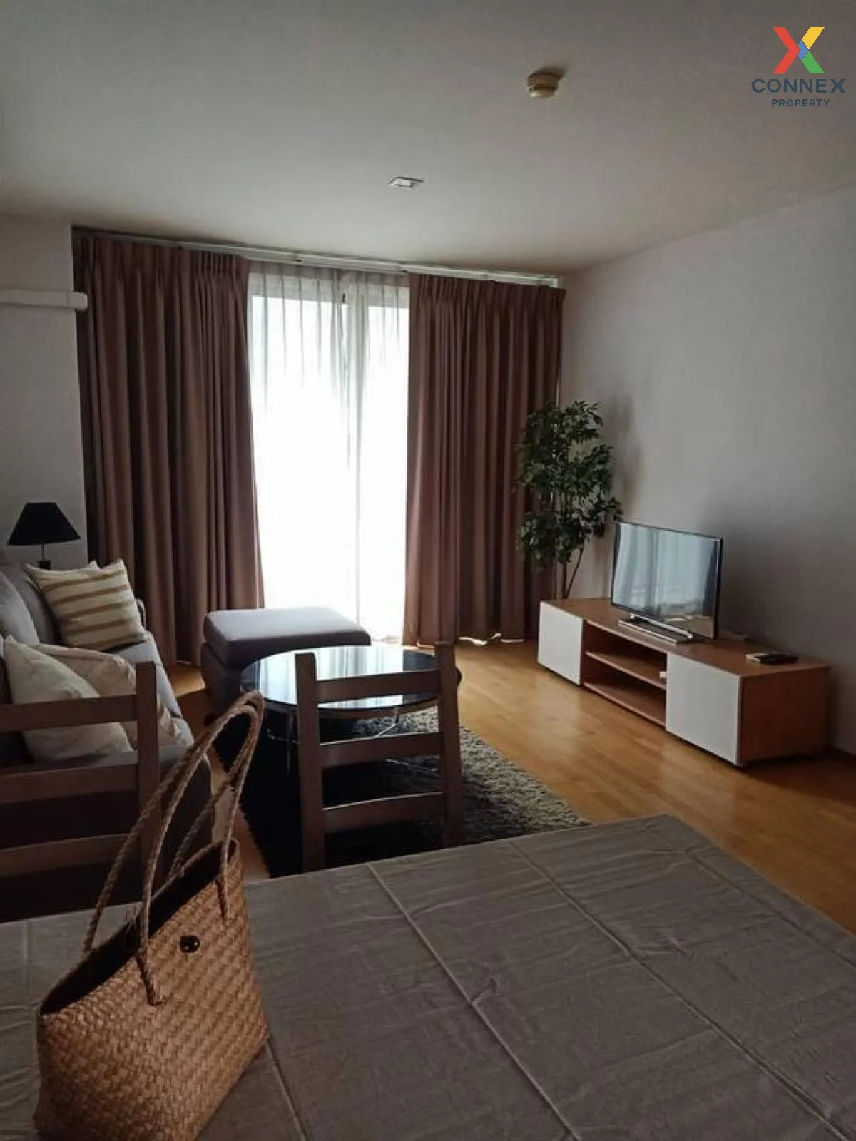 เช่าคอนโด  อิสสระ แอท 42 สุขุมวิท BTS-เอกมัย พระโขนง เขต คลองเตย  2