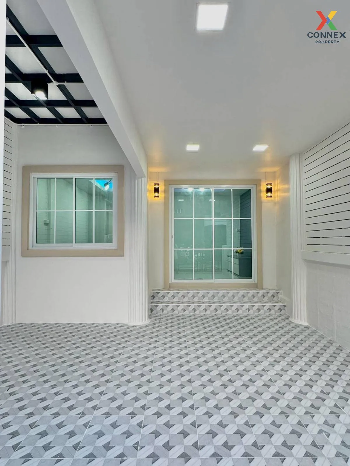 ขายทาวน์เฮ้าส์/ทาวน์โฮม  สรรทัศน์ธานี 2 รีโนเวทใหม่ ท่าทราย เมือง 3