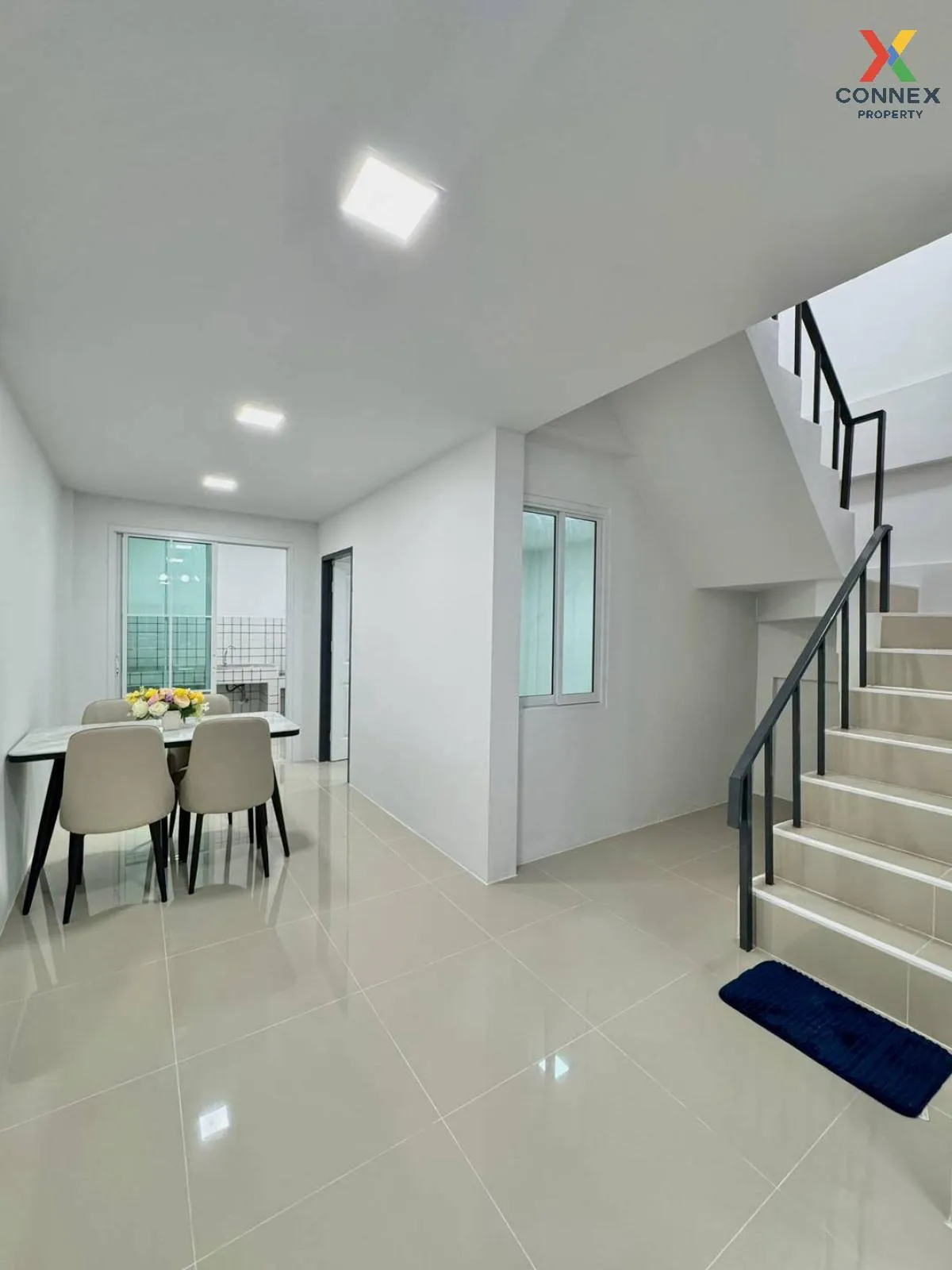 ขายทาวน์เฮ้าส์/ทาวน์โฮม  สรรทัศน์ธานี 2 รีโนเวทใหม่ ท่าทราย เมือง