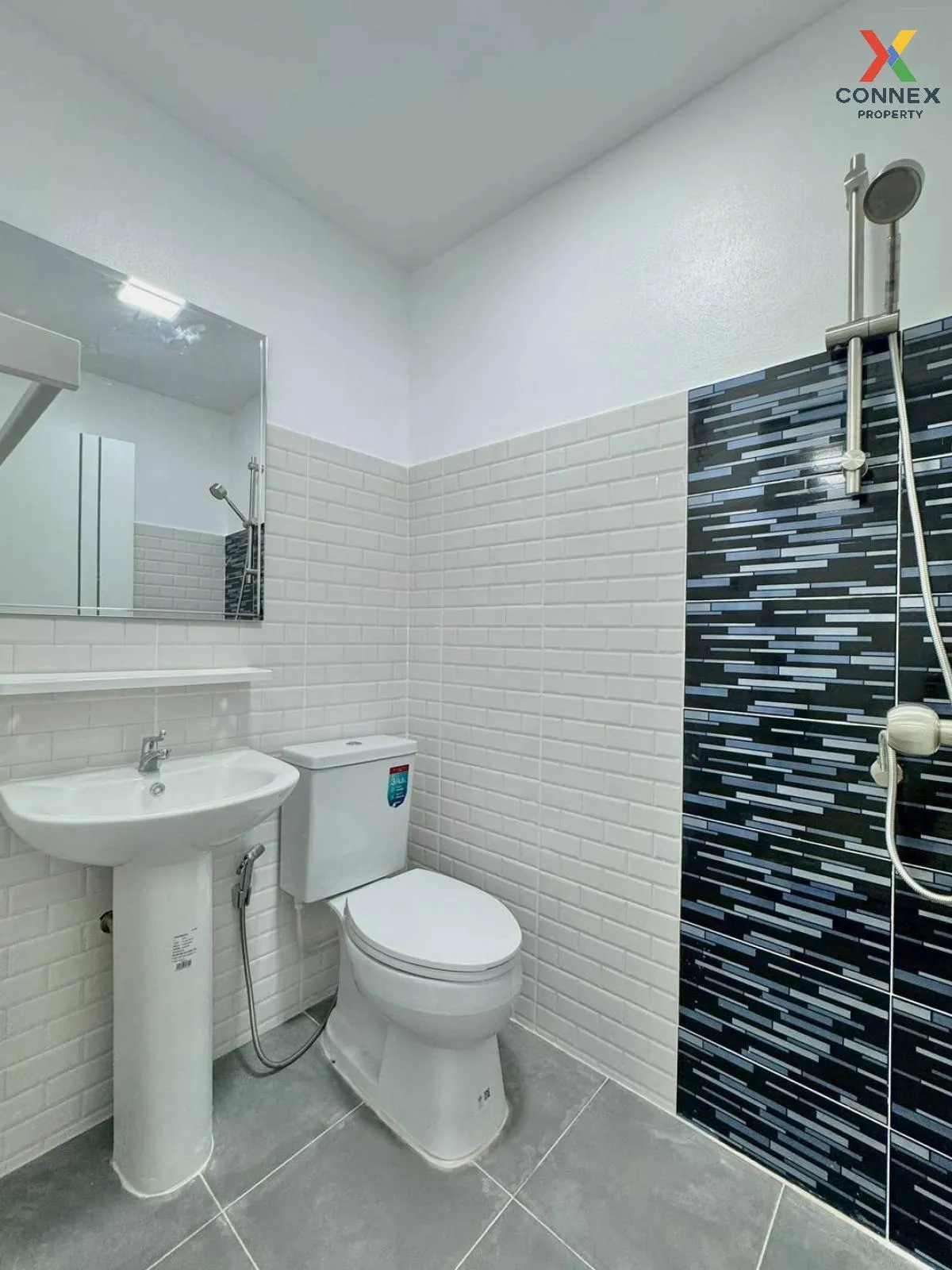 ขายทาวน์เฮ้าส์/ทาวน์โฮม  สรรทัศน์ธานี 2 รีโนเวทใหม่ ท่าทราย เมือง