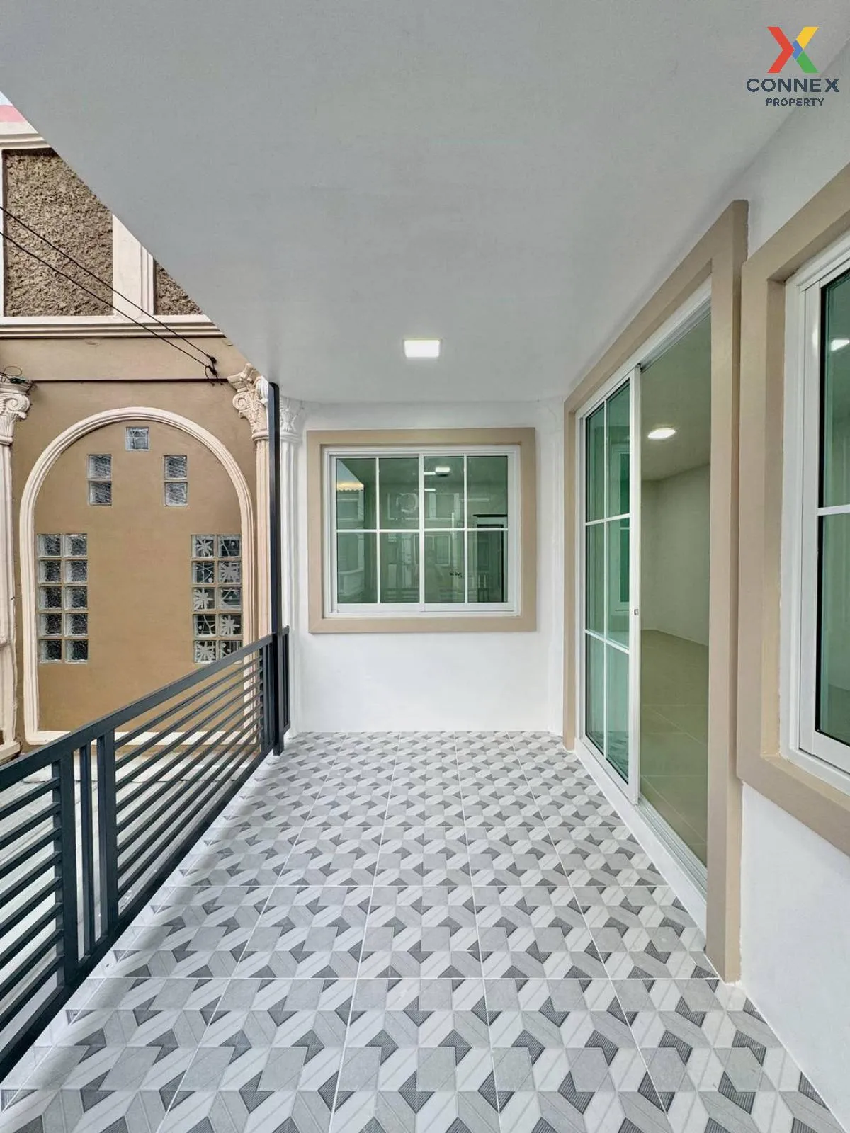 ขายทาวน์เฮ้าส์/ทาวน์โฮม  สรรทัศน์ธานี 2 รีโนเวทใหม่ ท่าทราย เมือง