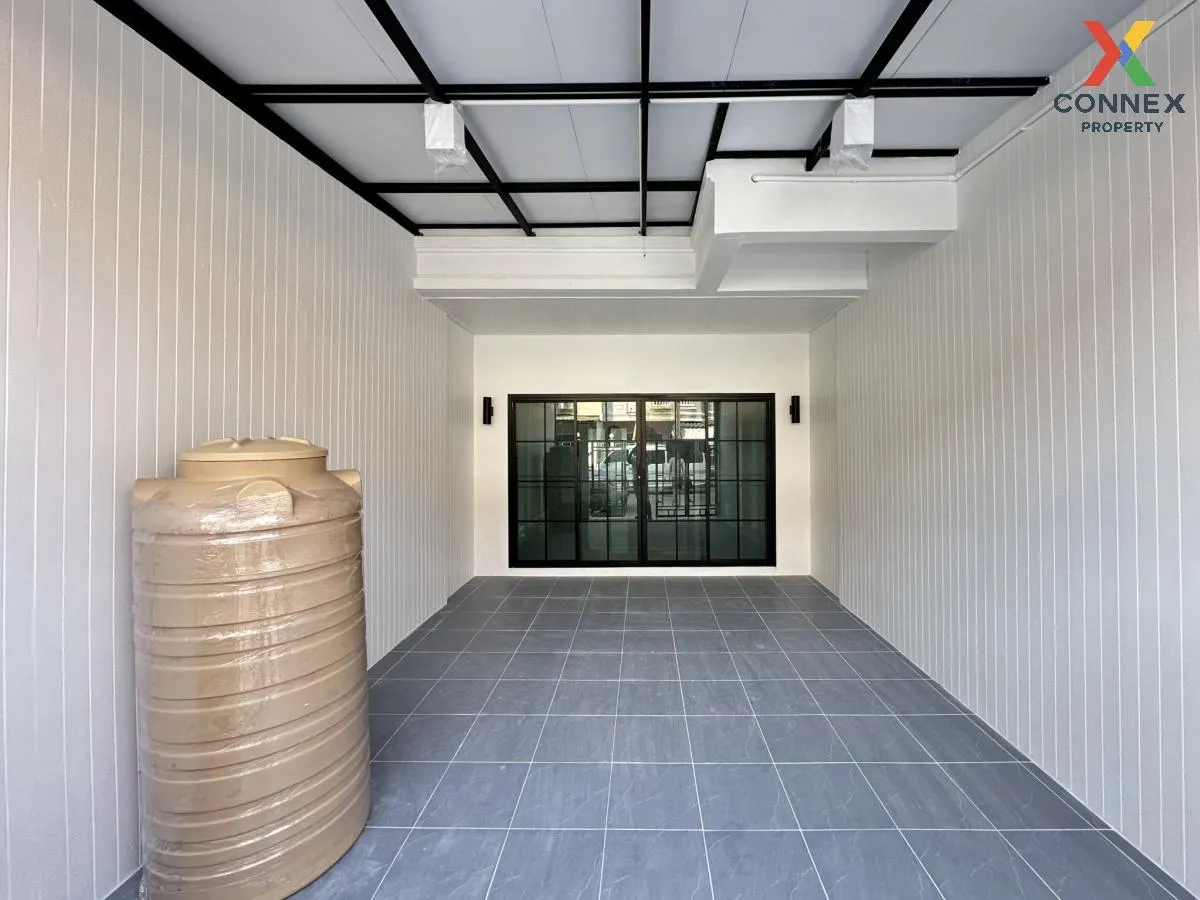 For Sale Townhouse/Townhome  , Sena Vila 91 , Pracha Thipat , Tha 2