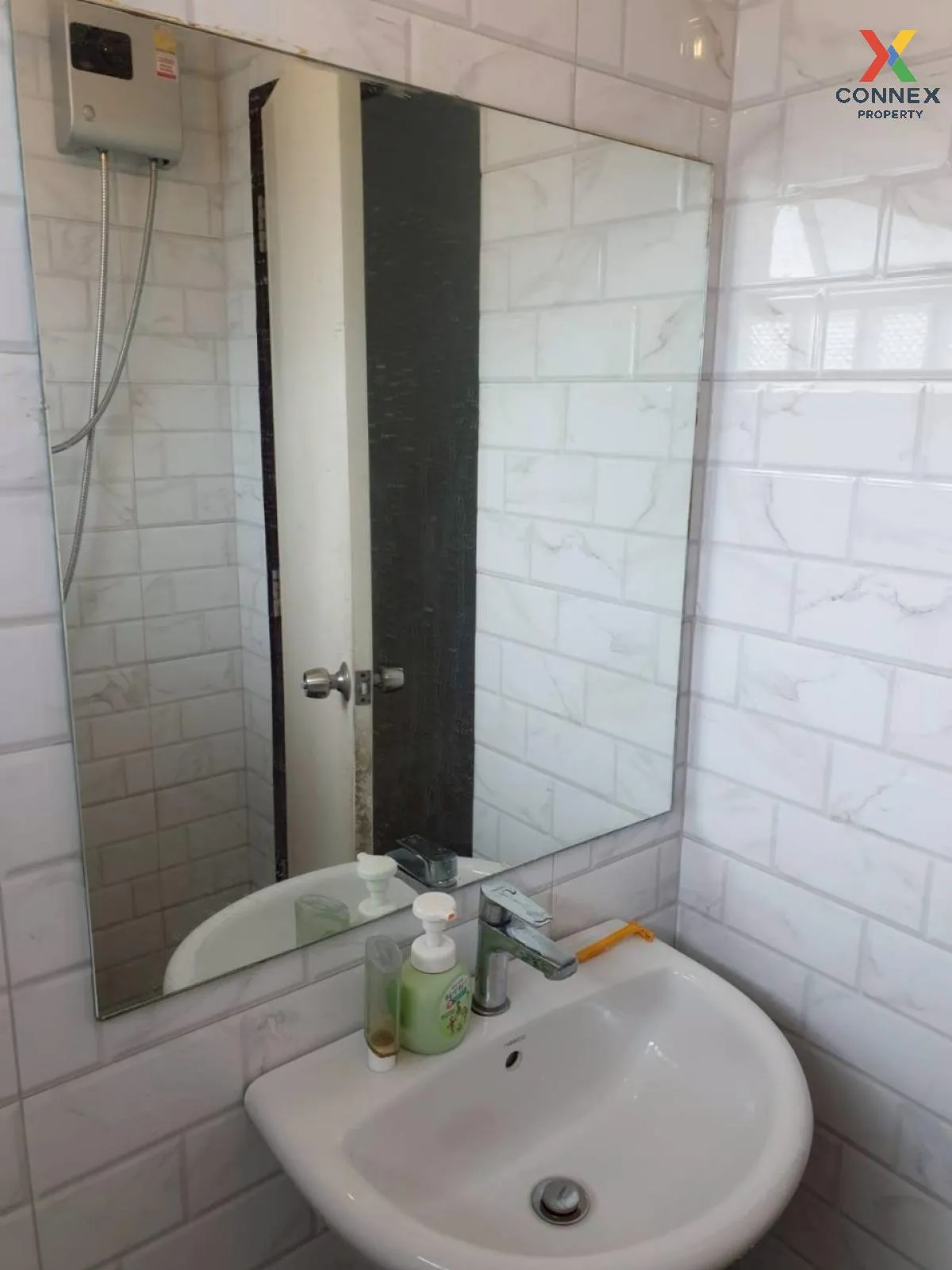 For Sale Townhouse/Townhome  , Phra Pin 2 Boromarajonani , Salath