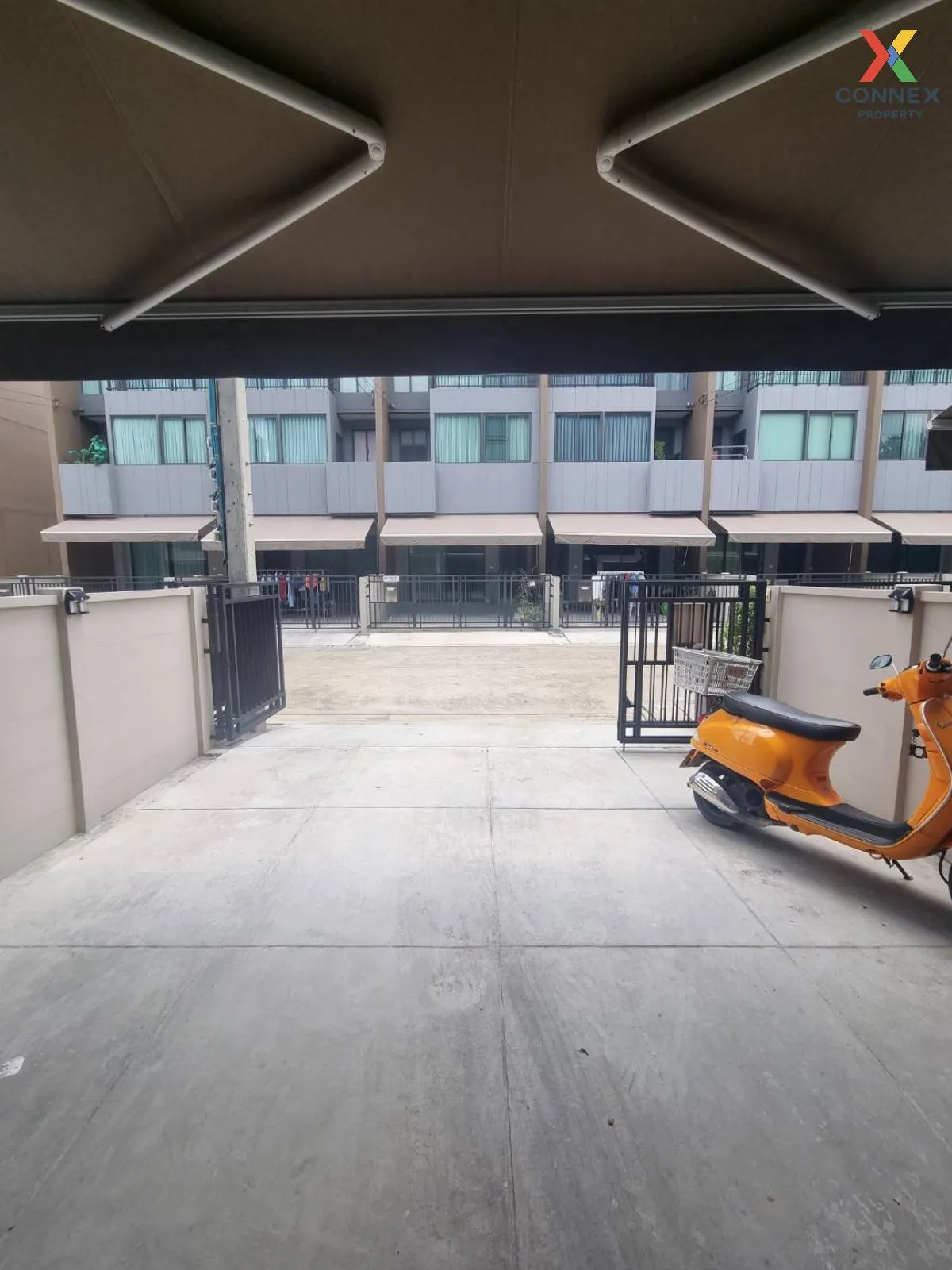 เช่าทาวน์เฮ้าส์/ทาวน์โฮม  บ้านกลางเมือง พระราม 9-กรุงเทพกรีฑา (ตั 4