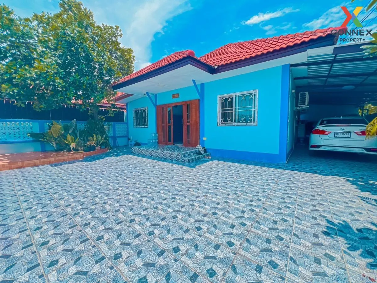 For Sale House , Arisara 3 Phase 2 , Khlong Phra Udom , Lat Lum K 4