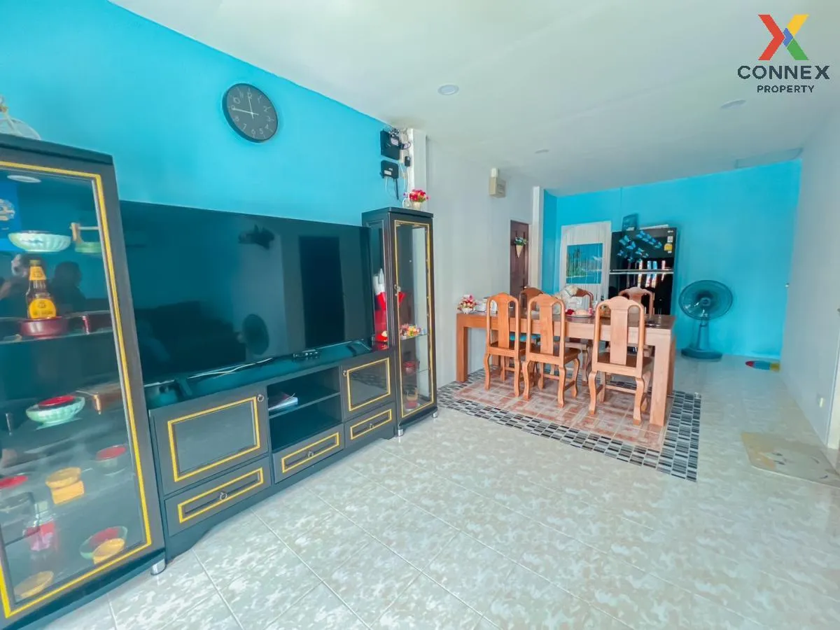 For Sale House , Arisara 3 Phase 2 , Khlong Phra Udom , Lat Lum K