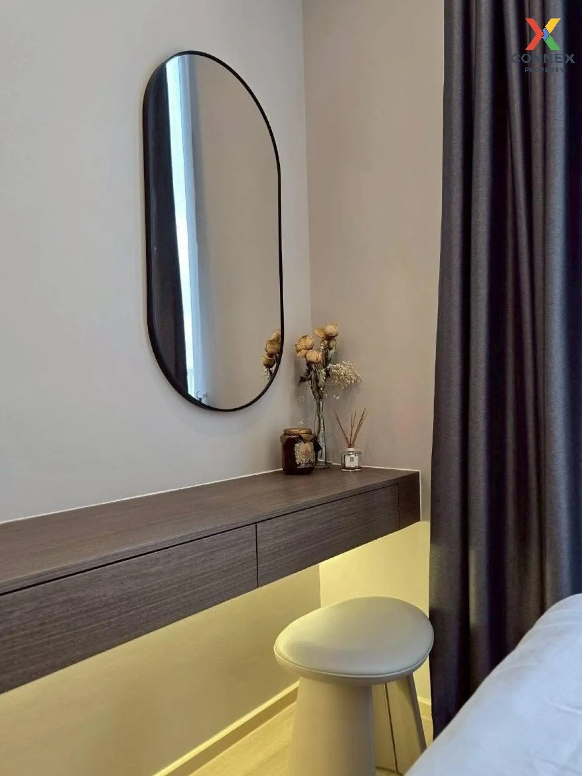 For Rent Condo , NOBLE STATE 39 , nice view , high floor , BTS-Ph