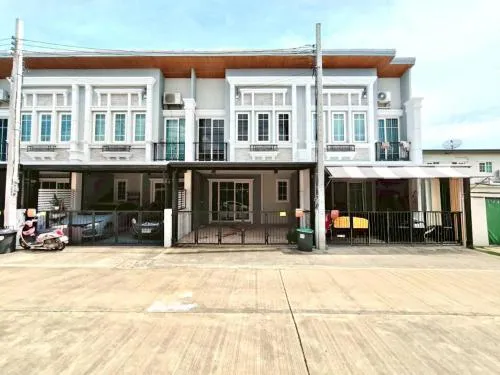 ขายทาวน์เฮ้าส์/ทาวน์โฮม  โกลเด้น ทาวน์ 3 บางนา-สวนหลวง หน้ากว้าง ดอกไม้ เขต ประเวศ กรุงเทพ CX-121691 ขายทาวน์เฮ้าส์/ทาวน์โฮม  โกลเด้น ทาวน์ 3 บางนา-สวนหลวง หน้ากว้าง ดอกไม้ เขต ประเวศ กรุงเทพ CX-121691