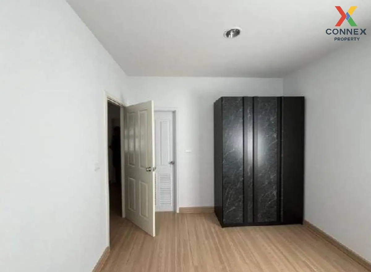 For Sale House , Senaville Borommaratchachonnani-Sai 5 , wide fro