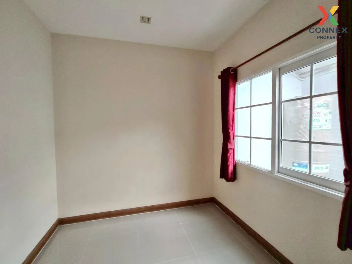 ขายทาวน์เฮ้าส์/ทาวน์โฮม  โกลเด้น ทาวน์ 3 บางนา-สวนหลวง หน้ากว้าง 