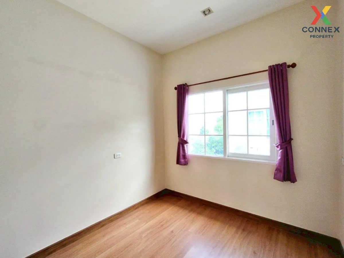 ขายทาวน์เฮ้าส์/ทาวน์โฮม  โกลเด้น ทาวน์ 3 บางนา-สวนหลวง หน้ากว้าง 