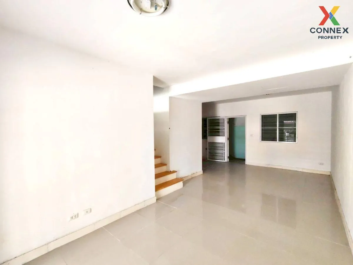 For Sale Townhouse/Townhome  , Pruksa Ville 56 Phutthamonthon Sai For Sale Townhouse/Townhome  , Pruksa Ville 56 Phutthamonthon Sai