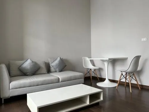 เช่าคอนโด  คิว อโศก MRT-เพชรบุรี มักกะสัน เขต ราชเทวี กรุงเทพ CX-121717