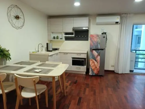 For Rent Condo , Waterford Rama 4 , corner unit , BTS-Phra Khanong , Khlong Toei , Phra Khanong , Bangkok , CX-121738