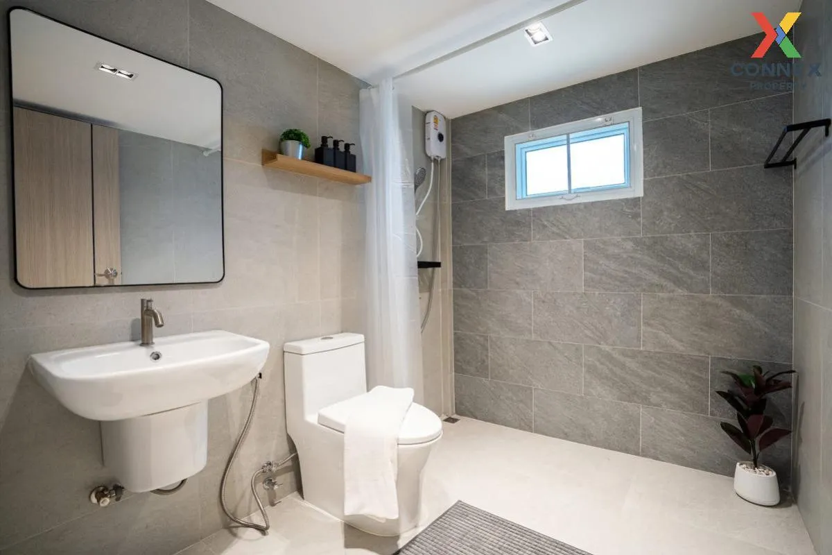 เช่าบ้านเดี่ยว 2 ชั้น ประชาราษฎร์ บำเพ็ญ 17 หน้ากว้าง รีโนเวทใหม่