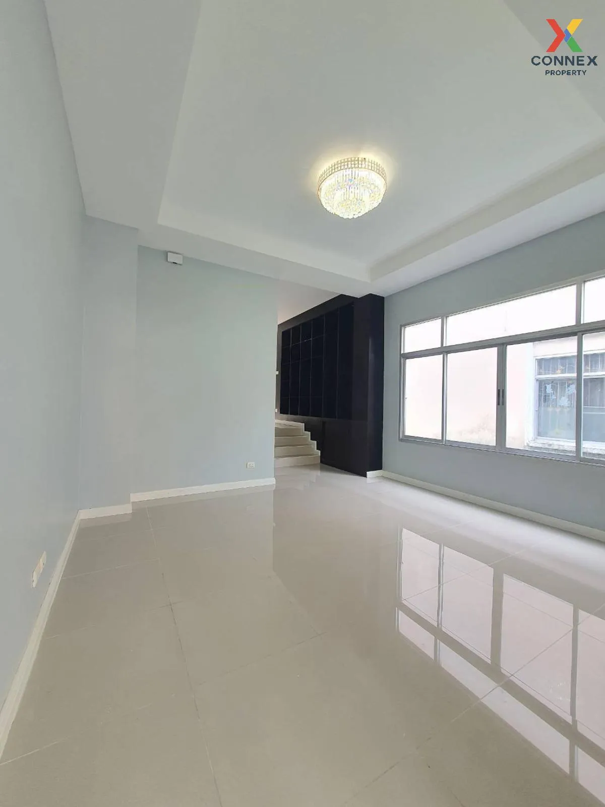 ขายทาวน์เฮ้าส์/ทาวน์โฮม  เดอะบัลโคนี่ โฮม ห้องมุม หน้ากว้าง รีโนเ