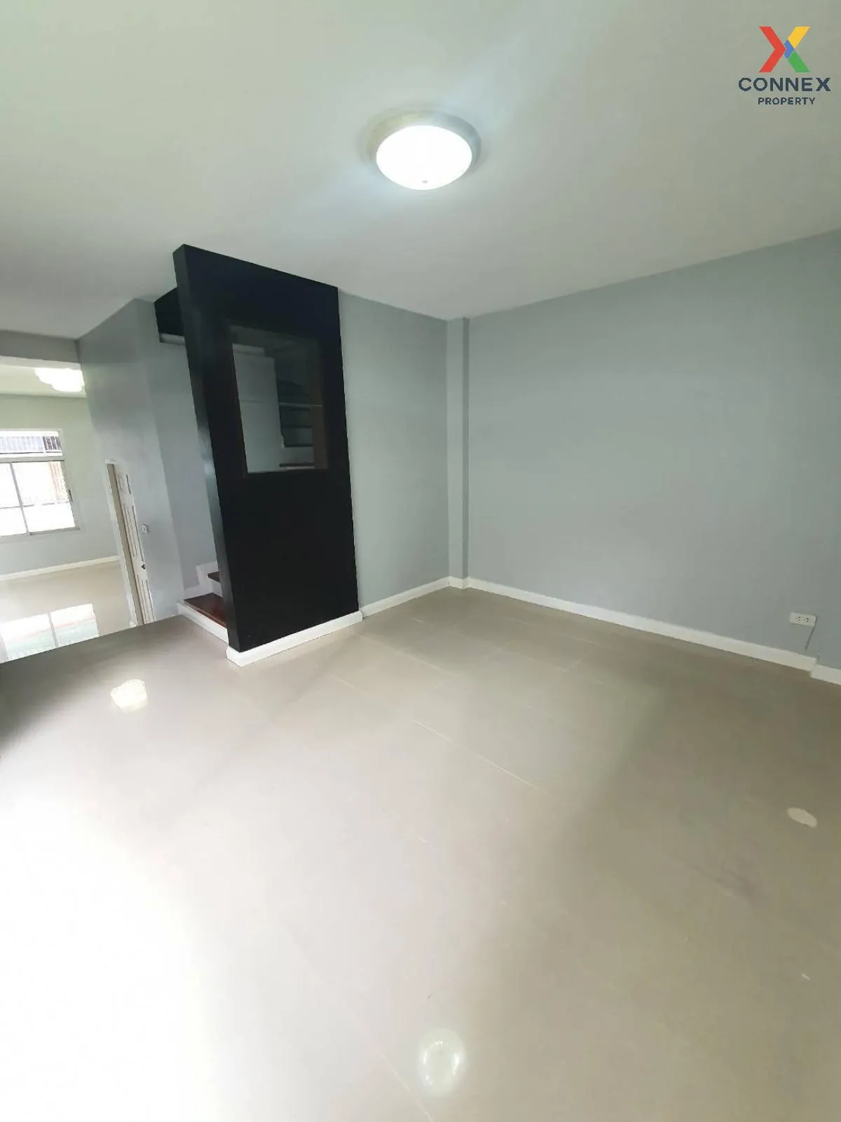 ขายทาวน์เฮ้าส์/ทาวน์โฮม  เดอะบัลโคนี่ โฮม ห้องมุม หน้ากว้าง รีโนเ