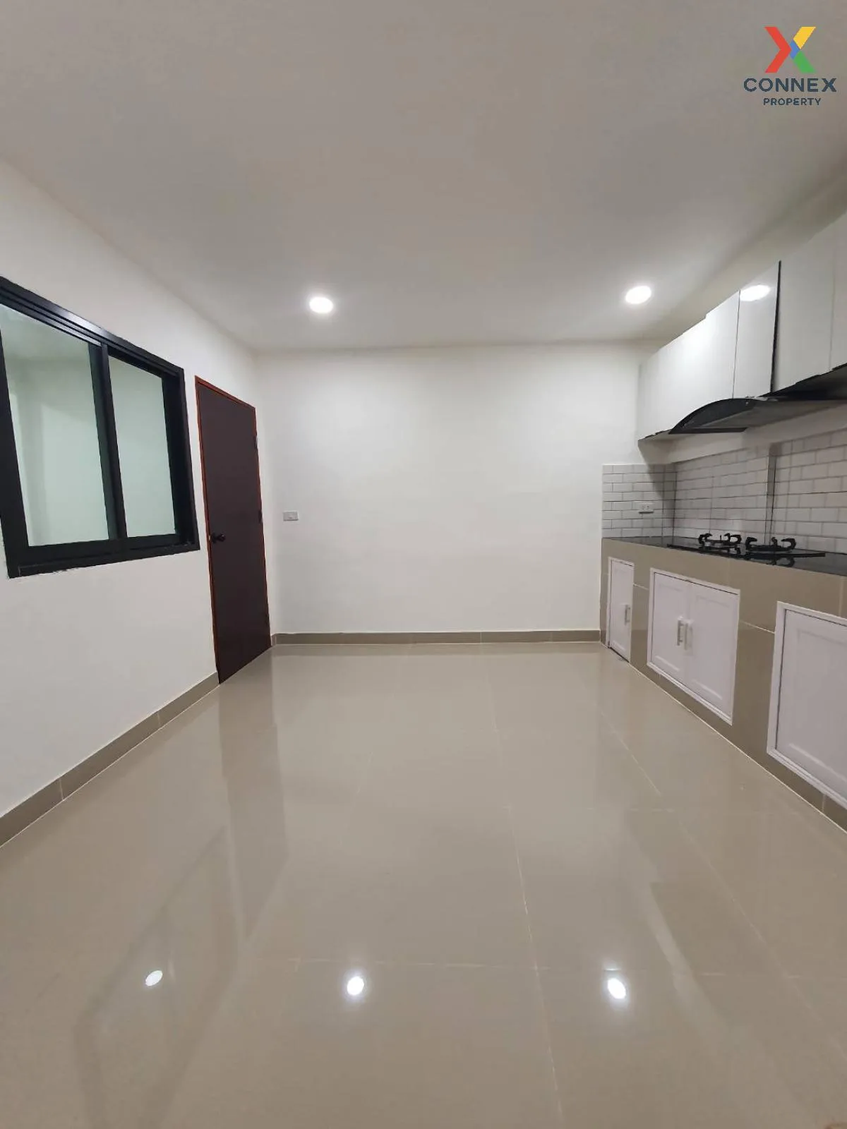 For Sale Townhouse Ramkhamhaeng 118 , wide frontage , newly renov For Sale Townhouse Ramkhamhaeng 118 , wide frontage , newly renov